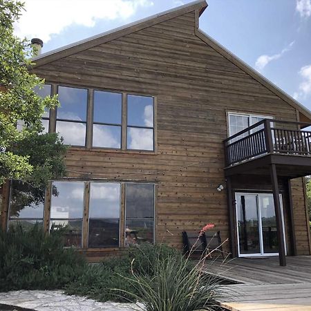 Отель Rockin' B Ranch Bluff House Pipe Creek Экстерьер фото